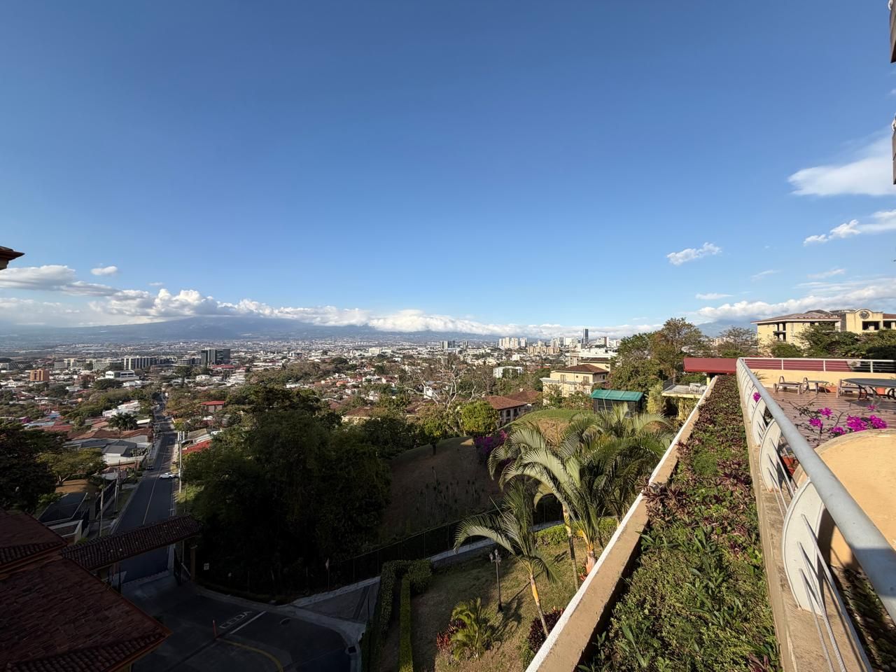 Apartamento con Gran Terraza y línea blanca - Foto 14