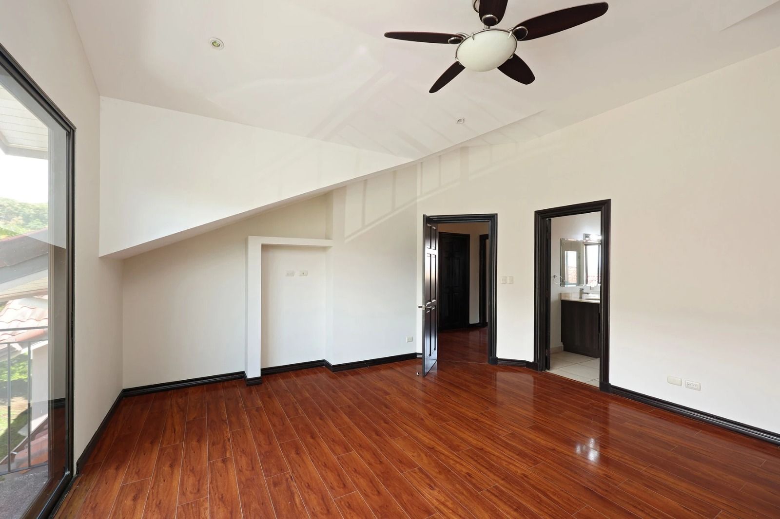 Casa Grande en condominio exclusivo - Foto 13